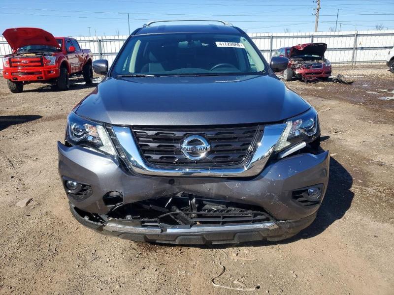 Nissan Pathfinder SV 4WD 2020