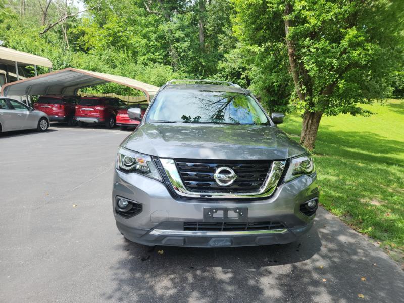 Nissan Pathfinder SV 4WD 2020