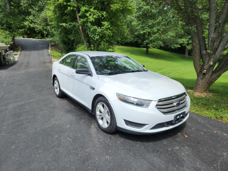 Ford Taurus SE FWD 2018