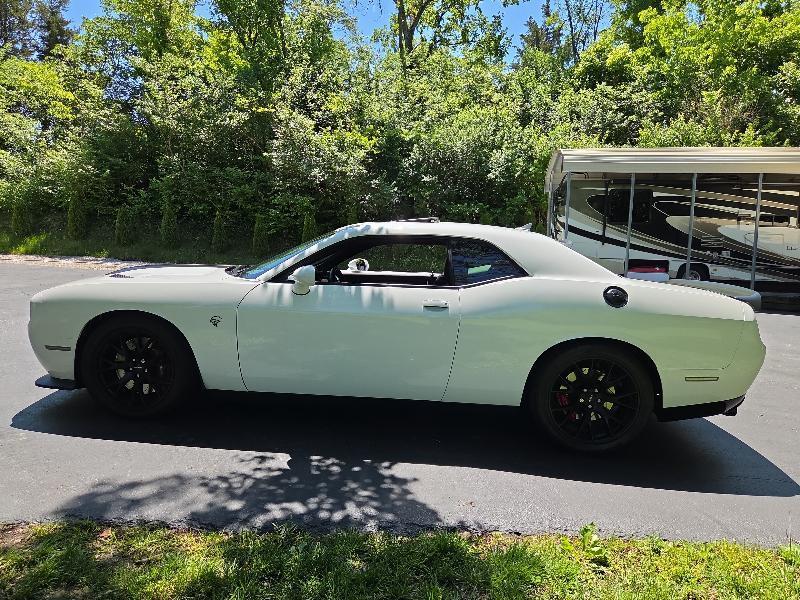 Dodge Challenger SRT Hellcat 2016