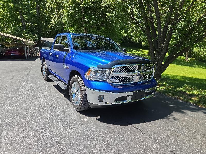 RAM 1500 Big Horn Quad Cab 4WD 2016