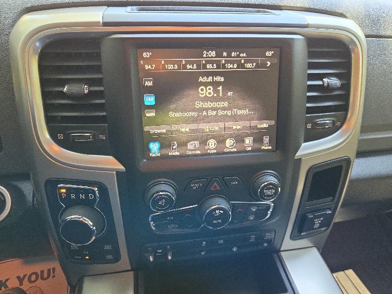 RAM 1500 Big Horn Quad Cab 4WD 2016