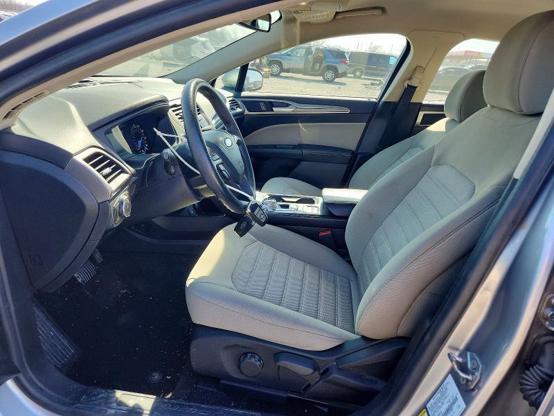 Ford Fusion S 2020