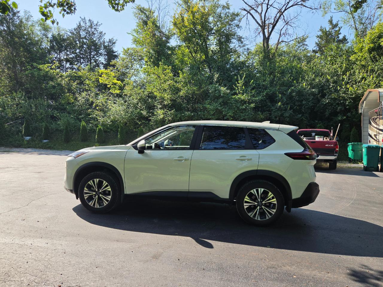 Nissan Rogue SV 2023