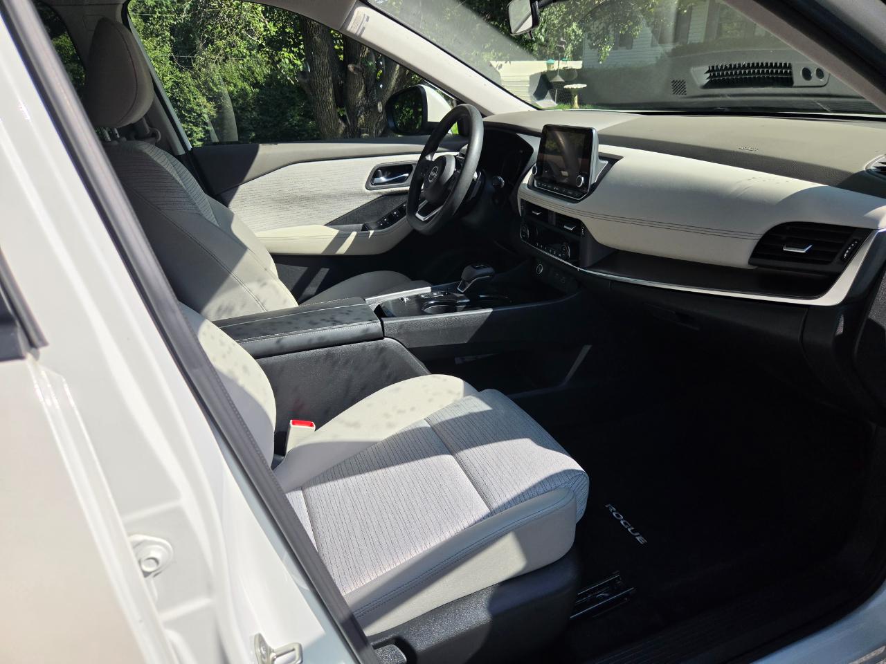 Nissan Rogue SV 2023
