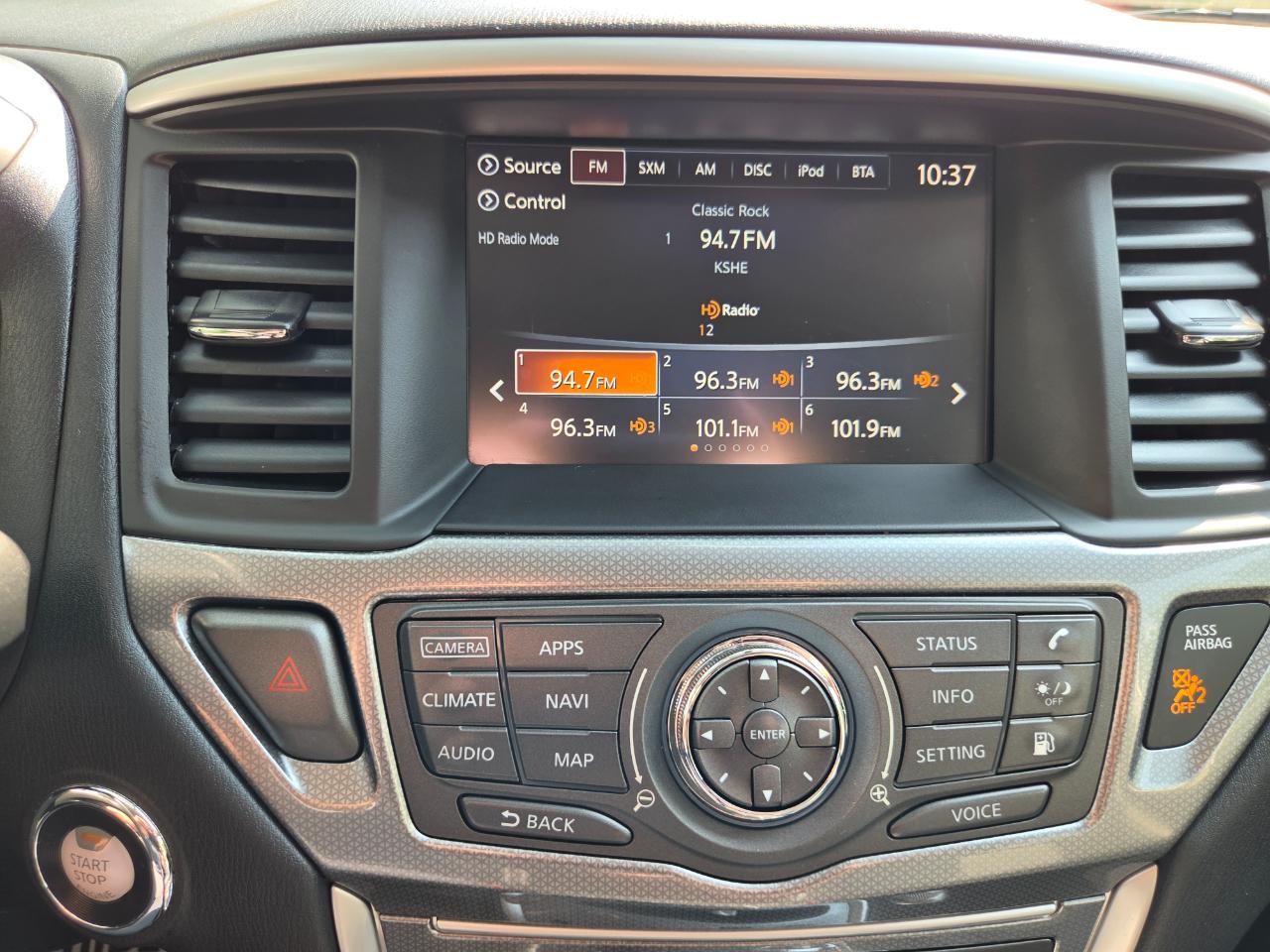 Nissan Pathfinder SL 4WD 2020