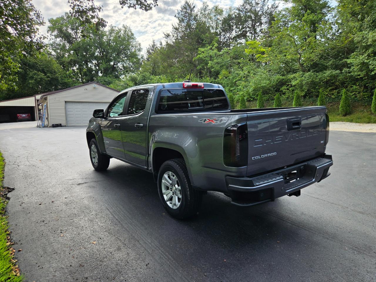 Chevrolet Colorado LT Crew Cab Short Box 4WD 2021