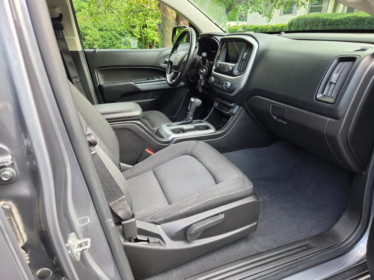 Chevrolet Colorado LT Crew Cab Short Box 4WD 2021