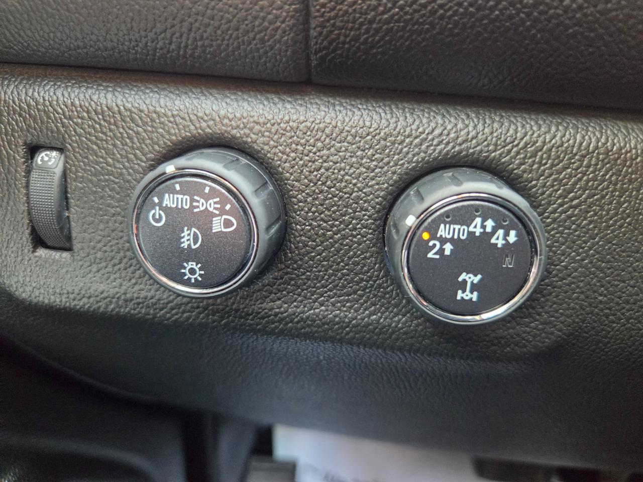Chevrolet Colorado LT Crew Cab Short Box 4WD 2021