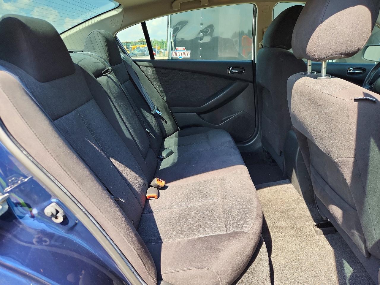 Nissan Altima 2.5 2012