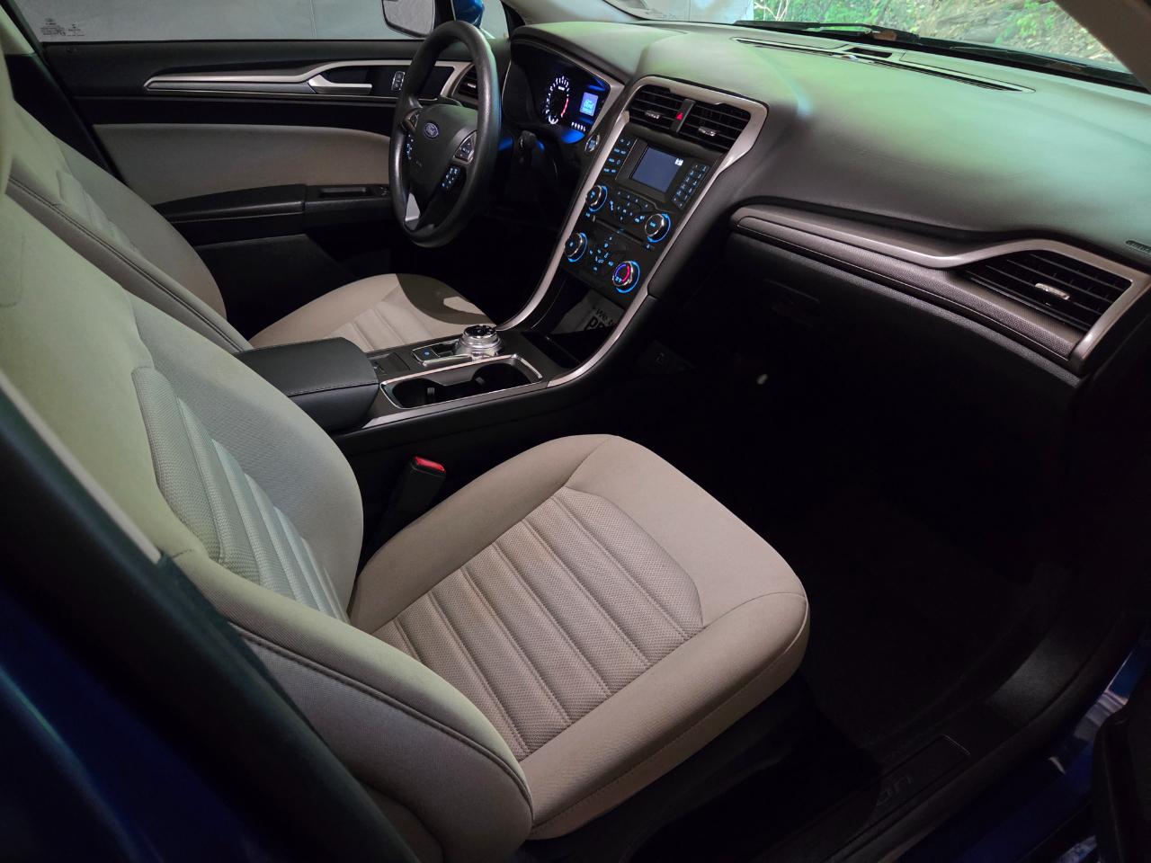 Ford Fusion S 2018