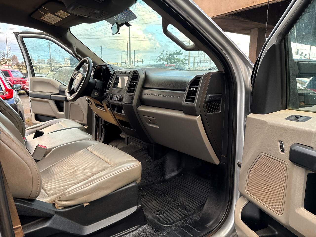 Ford Super Duty F-250 SRW King Ranch 4WD Crew Cab 8' Box 2017