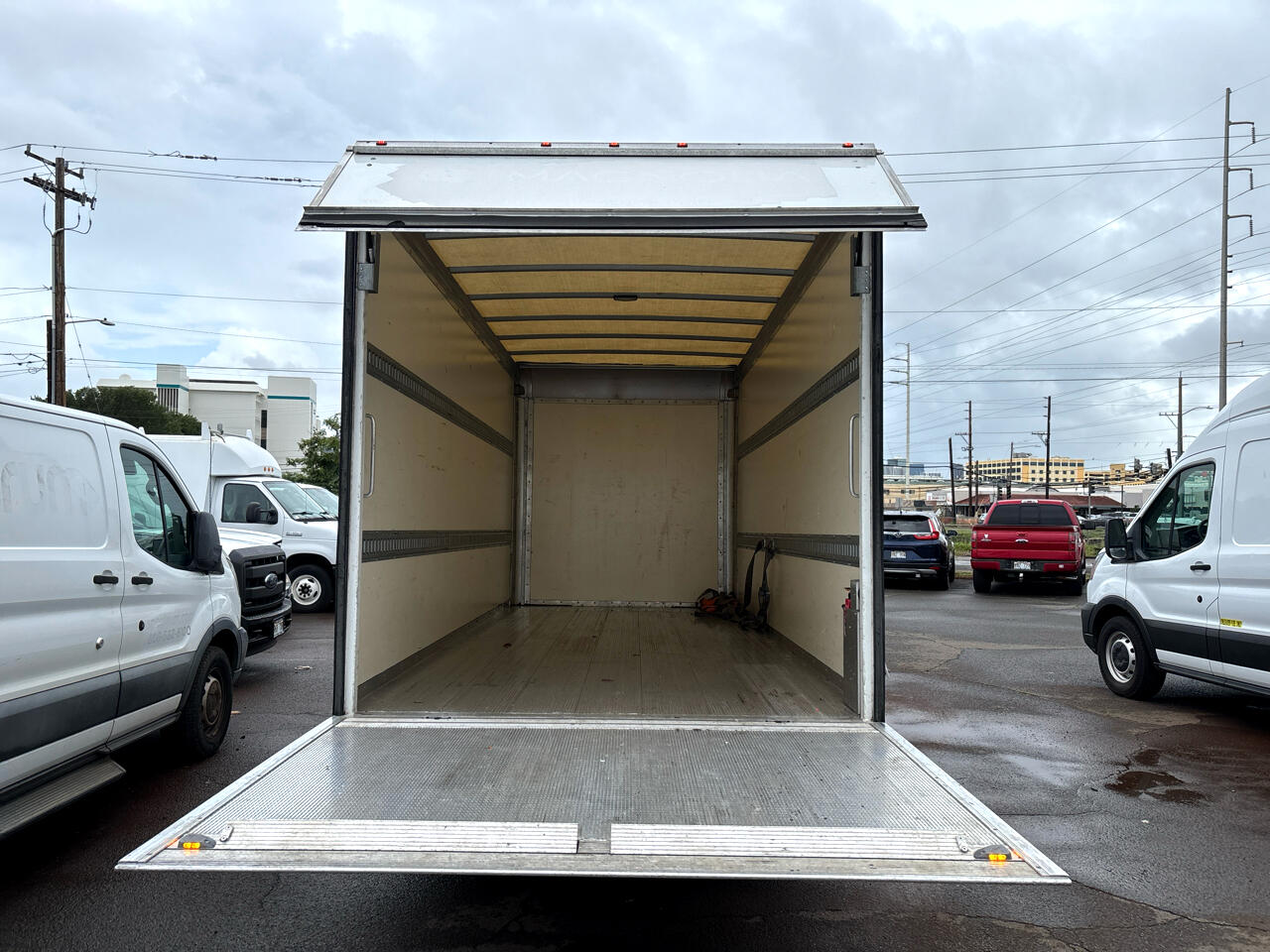 Ford Transit Chassis T-350 DRW 178" WB 9950 GVWR 2017