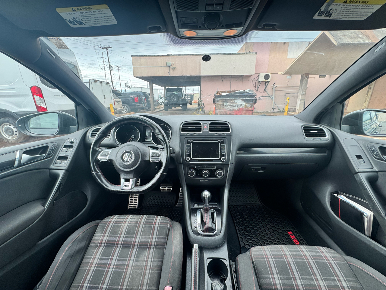 Volkswagen GTI 4dr HB DSG PZEV 2010