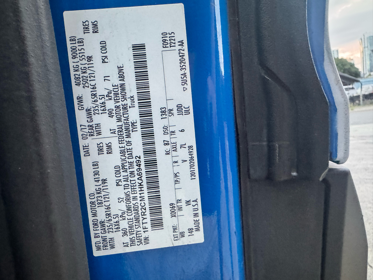 Ford Transit Van T-250 148" Med Rf 9000 GVWR Sliding RH Dr 2017