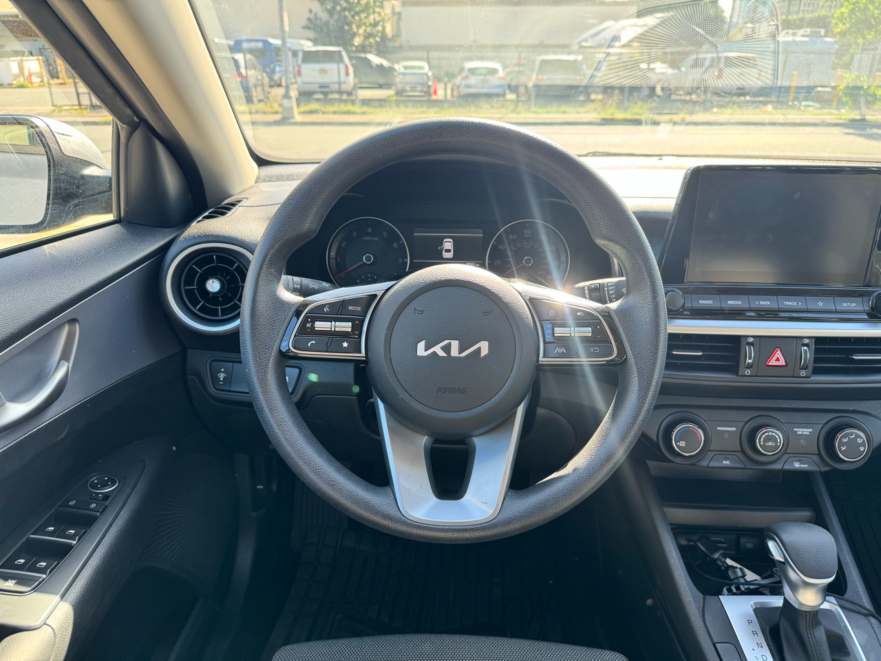 Kia Forte LXS IVT 2024