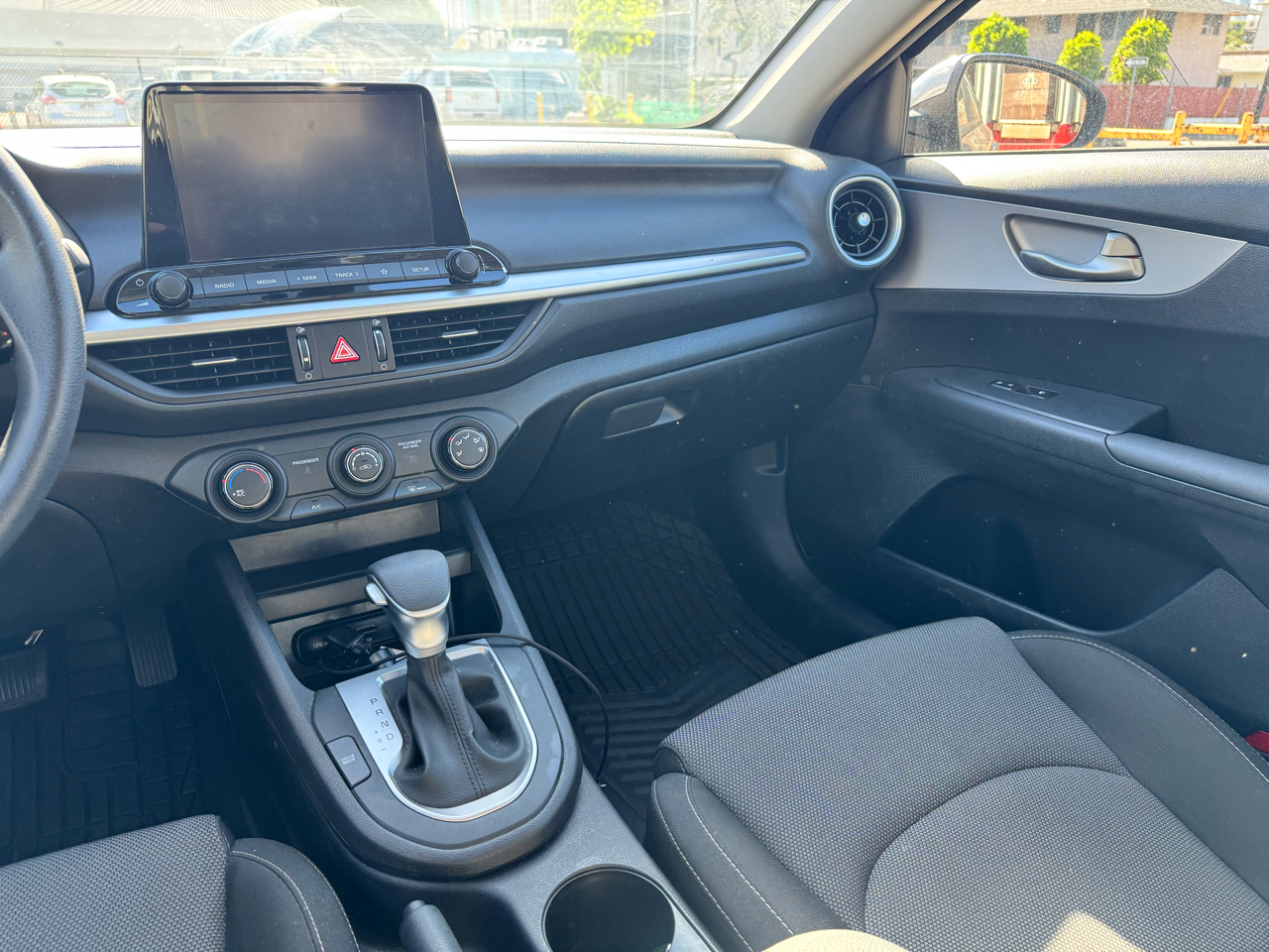 Kia Forte LXS IVT 2024