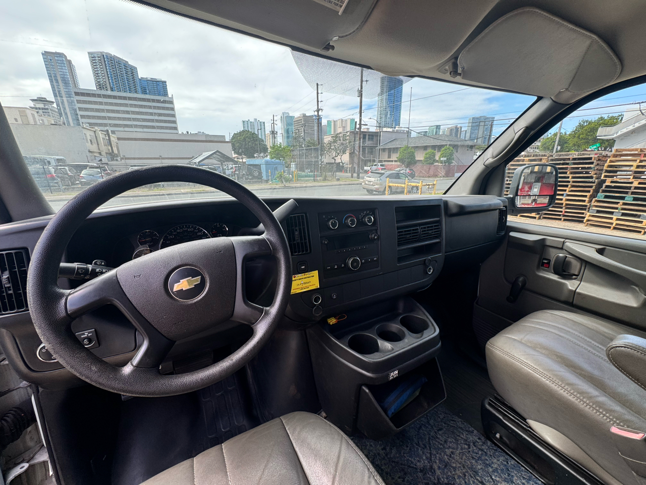 Chevrolet Express Cargo Van RWD 2500 135" 2012