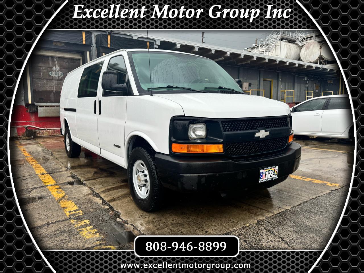 2004 Chevrolet Express Cargo Van 3500 155" WB RWD