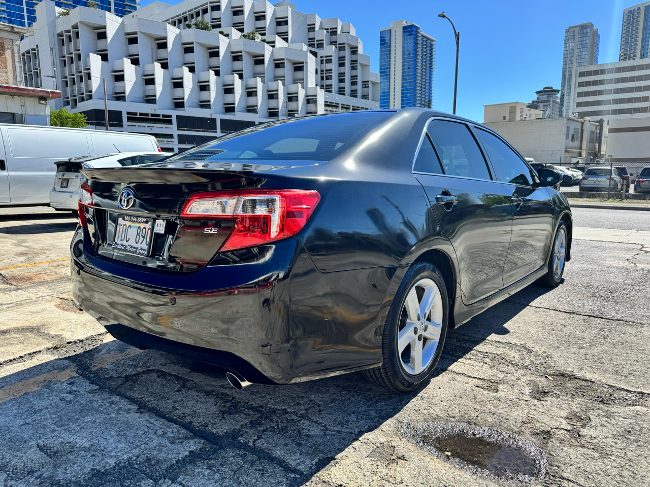 Toyota Camry 4dr Sdn I4 Auto XLE (Natl) 2013