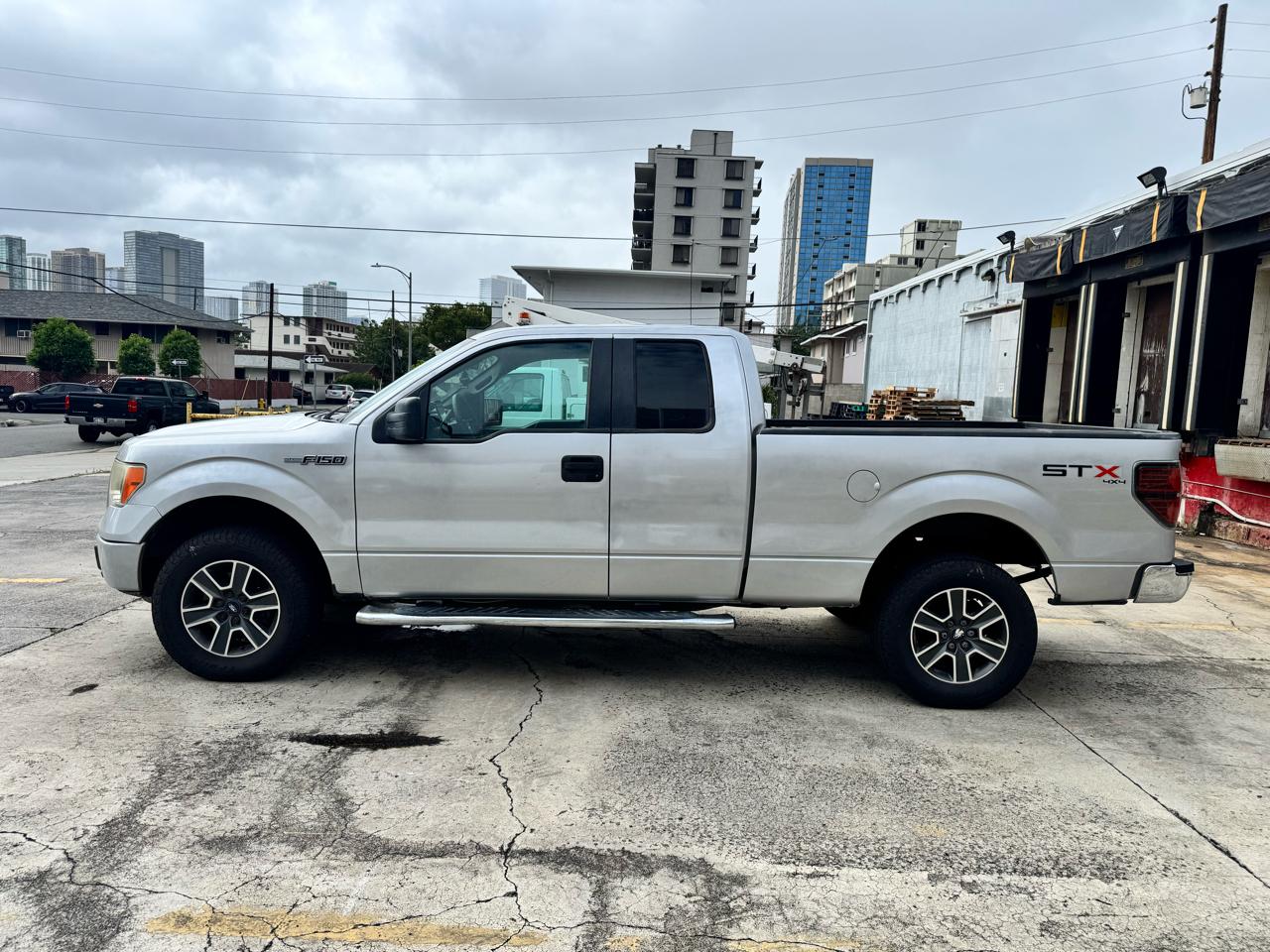 Ford F-150 4WD SuperCab 145" XLT 2011
