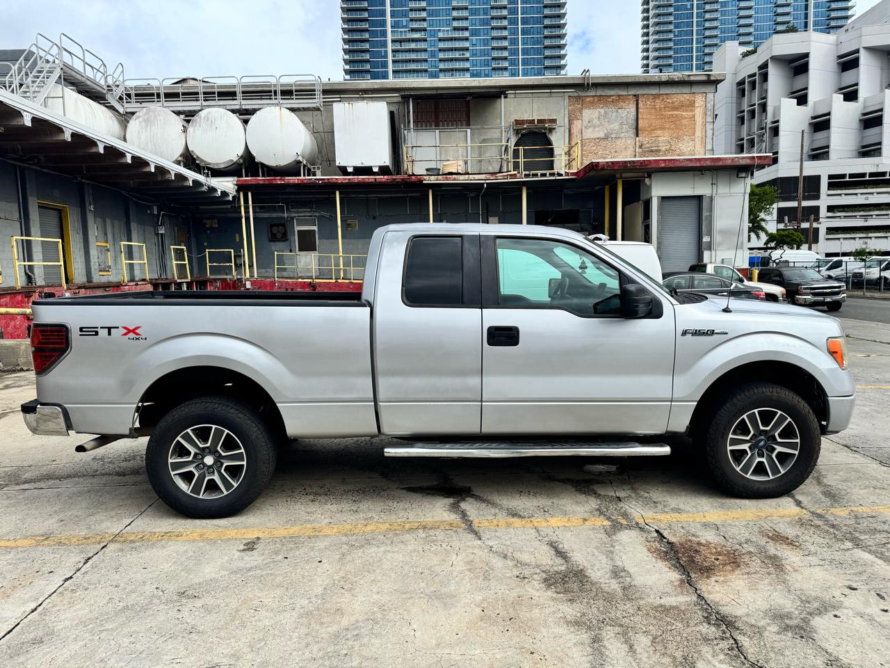Ford F-150 4WD SuperCab 145" XLT 2011