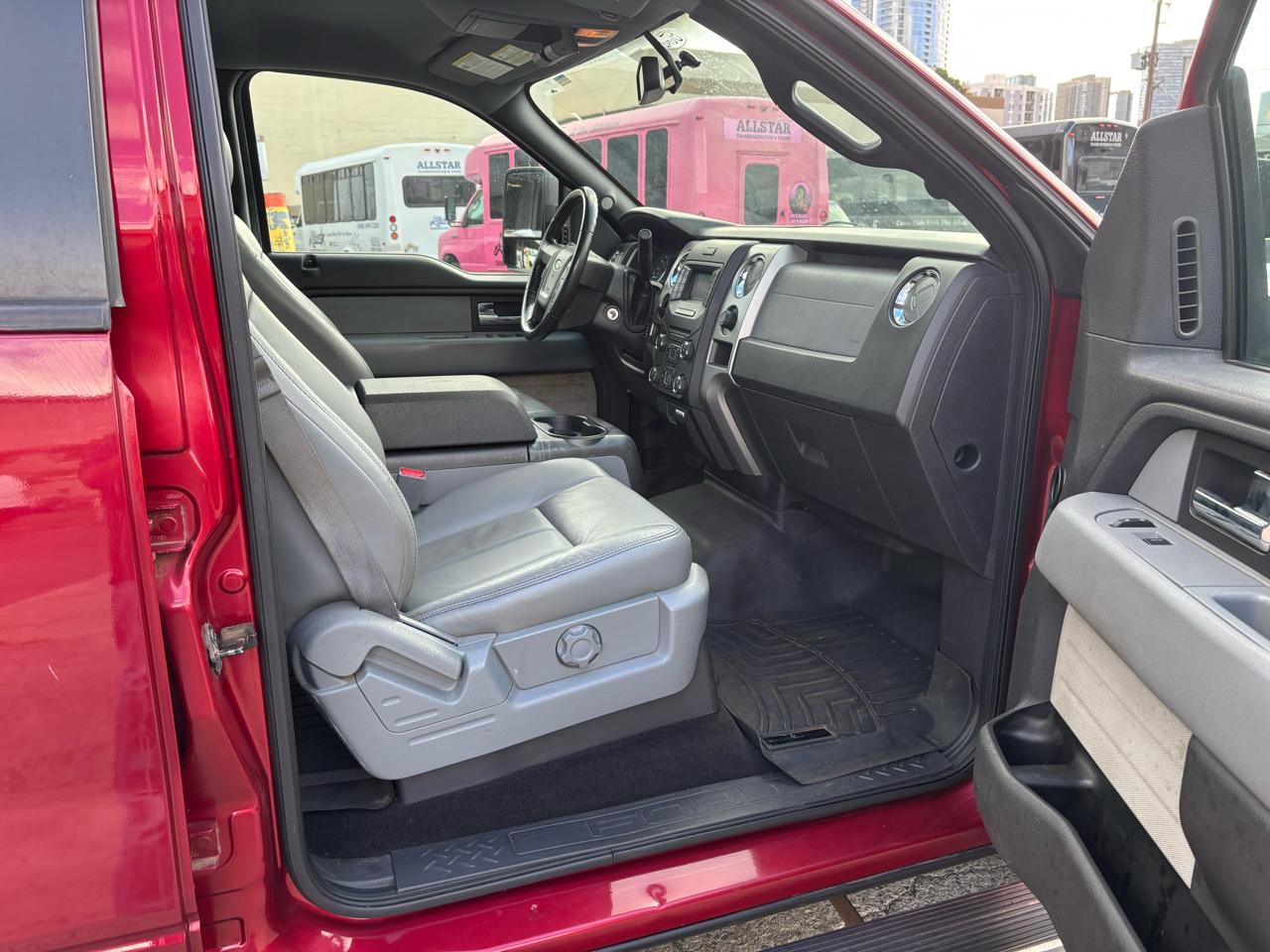 Ford F-150 2WD SuperCrew 145" King Ranch 2014