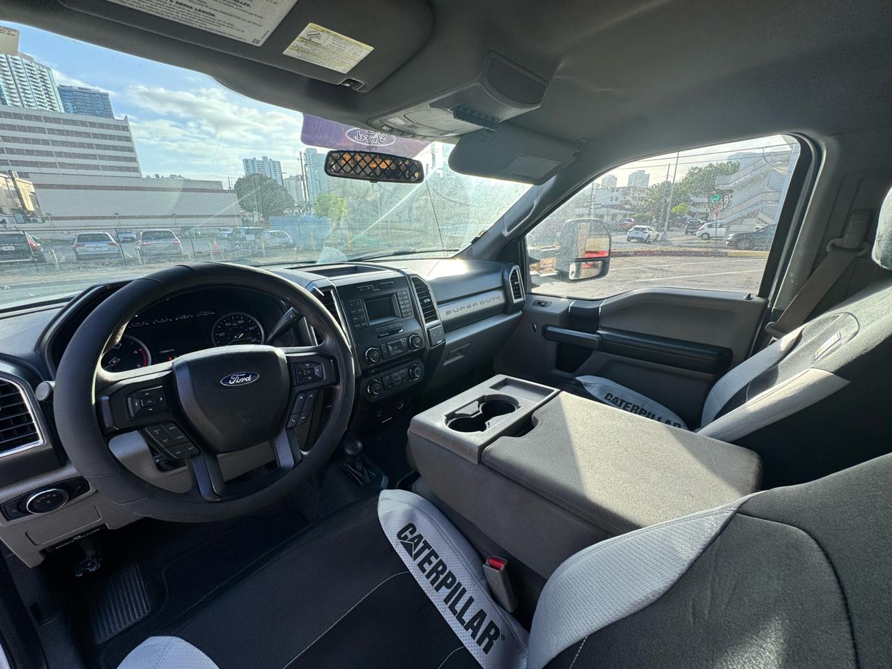 Ford Super Duty F-550 DRW XLT 4WD Reg Cab 145" WB 60" CA 2017