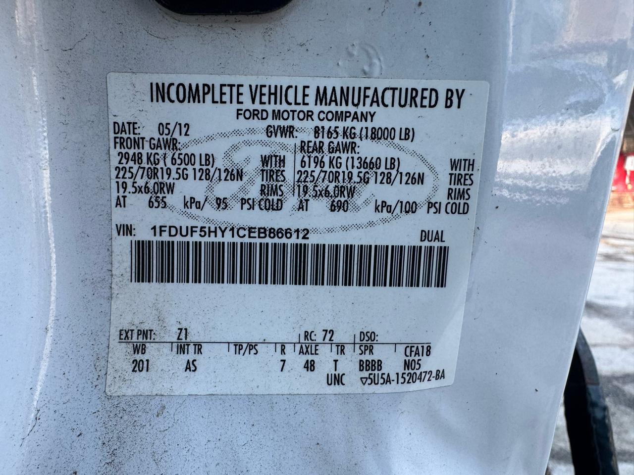 Ford Super Duty F-550 DRW 4WD Reg Cab 141" WB 60" CA XLT 2012