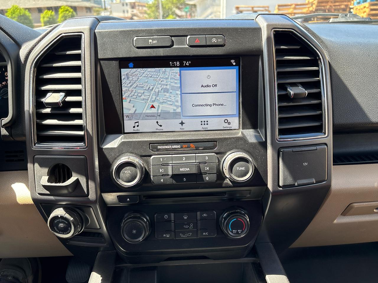 Ford F-150 2WD SuperCrew 145" XLT 2017