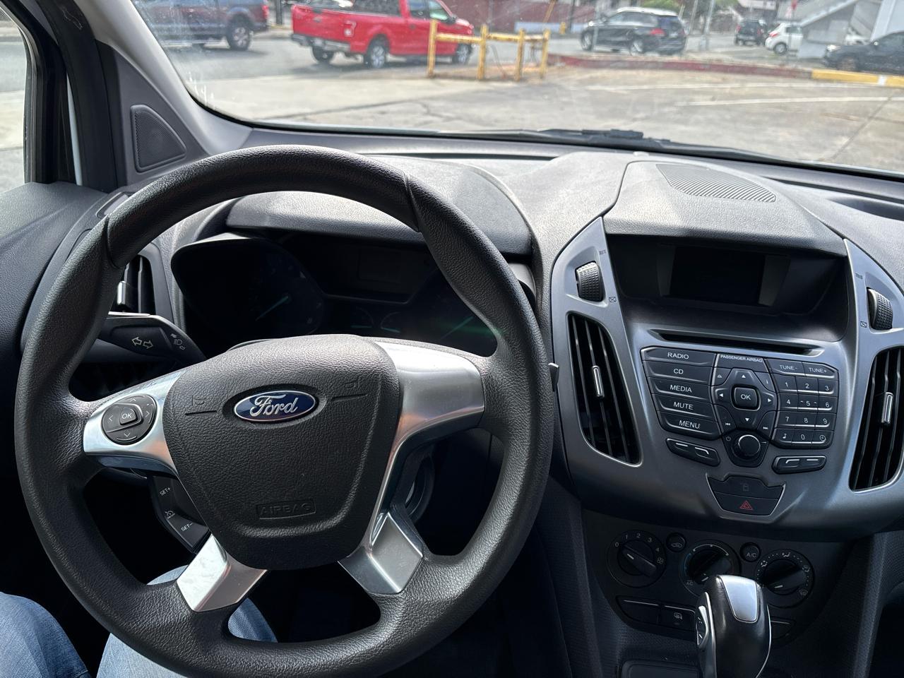 Ford Transit Connect Van XL LWB w/Rear Symmetrical Doors 2017