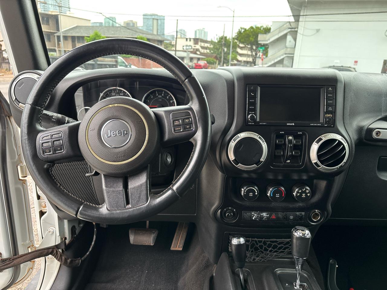 Jeep Wrangler Unlimited 4WD 4dr Sahara 2016