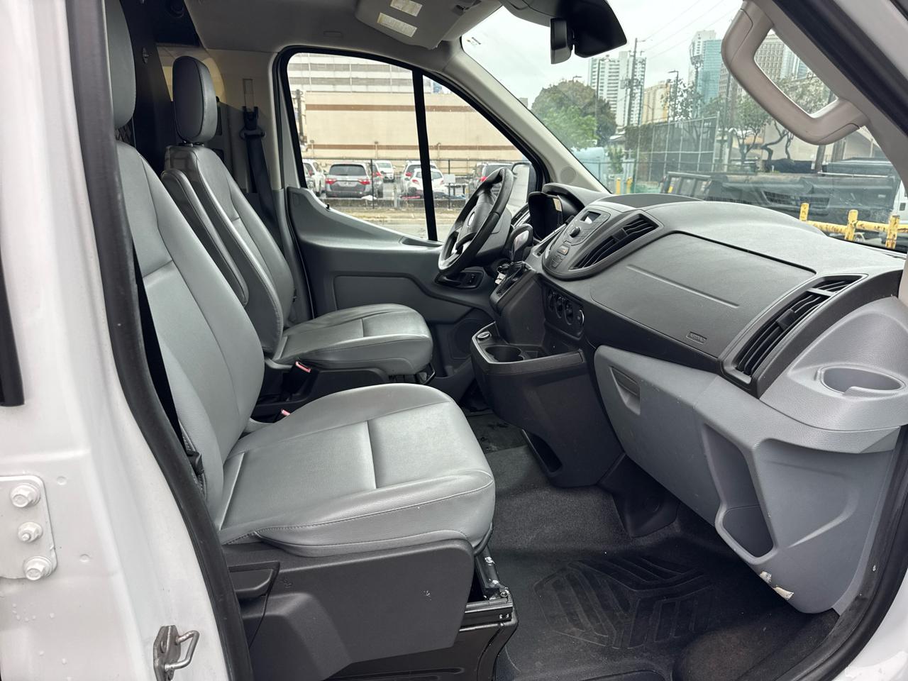 Ford Transit Van T-150 130" Low Rf 8600 GVWR Swing-Out RH Dr 2017