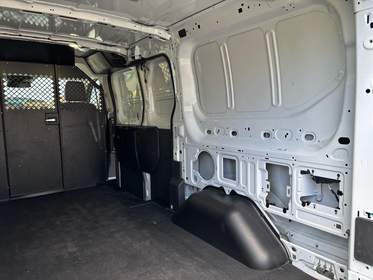 Ford Transit Van T-150 130" Low Rf 8600 GVWR Swing-Out RH Dr 2017