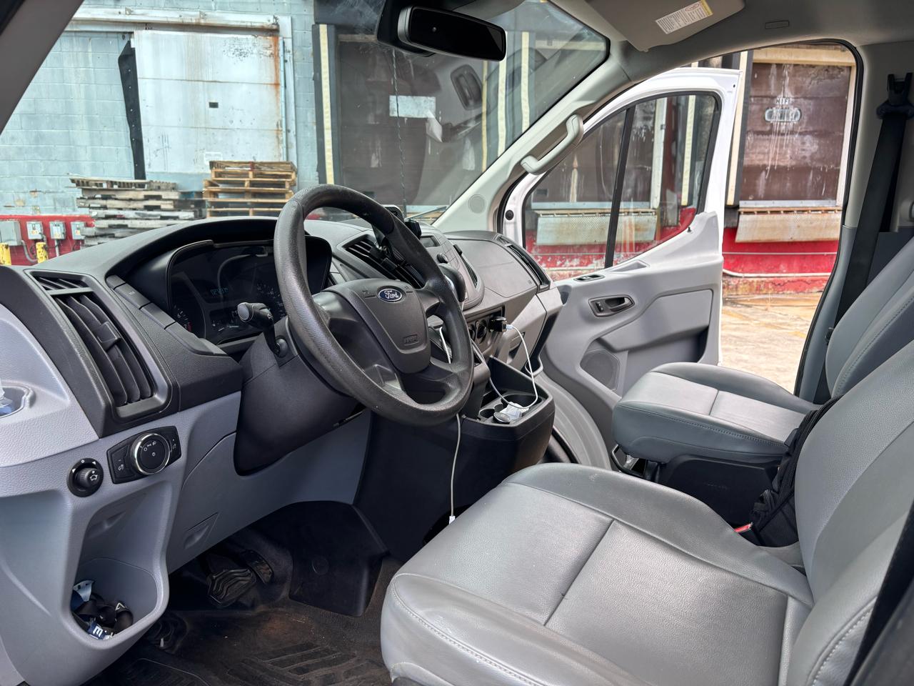 Ford Transit Van T-150 130" Low Rf 8600 GVWR Swing-Out RH Dr 2017