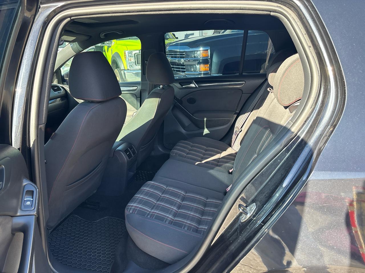 Volkswagen GTI 4dr HB DSG PZEV *Ltd Avail* 2013