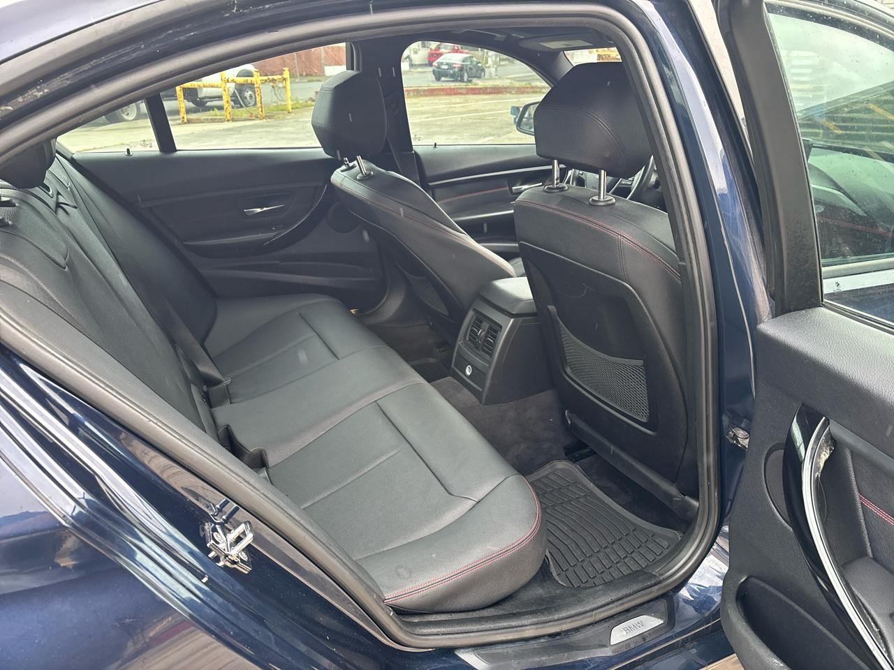 BMW 3 Series 4dr Sdn 335i RWD 2012