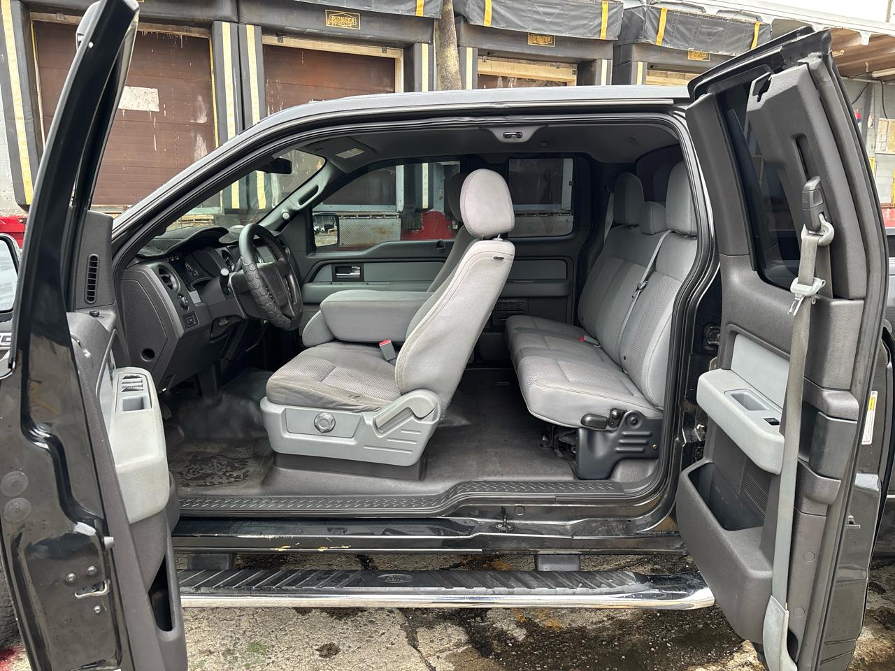 Ford F-150 2WD SuperCab 145" Lariat 2013