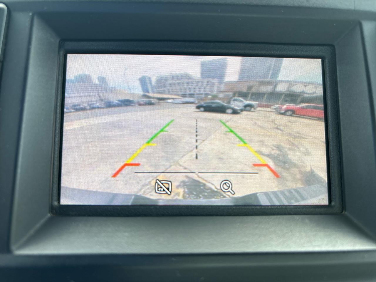 Ford F-150 4WD SuperCrew 157" Lariat w/HD Payload Pkg 2015