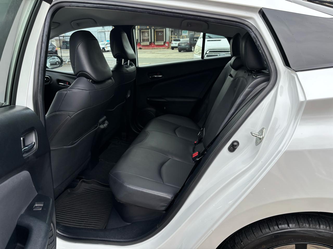 Toyota Prius Nightshade (Natl) 2022