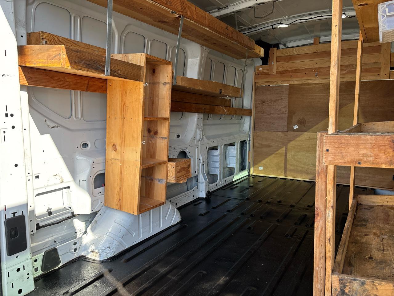 Ford Transit Van T-250 148" Med Rf 9000 GVWR Sliding RH Dr 2019