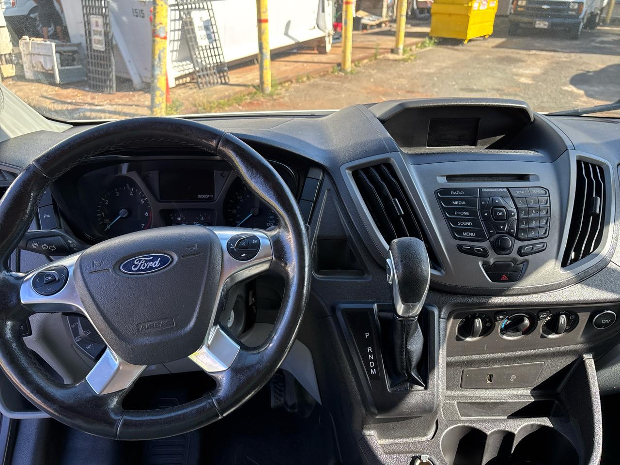 Ford Transit Van T-250 148" Med Rf 9000 GVWR Sliding RH Dr 2019