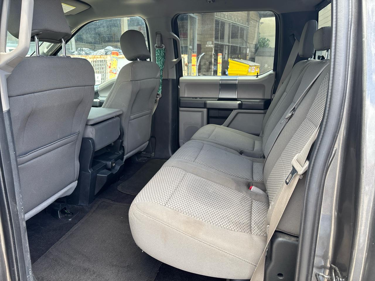 Ford F-150 2WD SuperCrew 145" XLT 2017