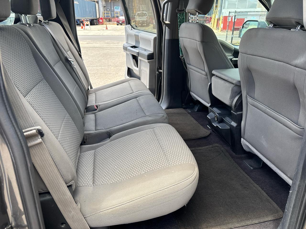 Ford F-150 2WD SuperCrew 145" XLT 2017