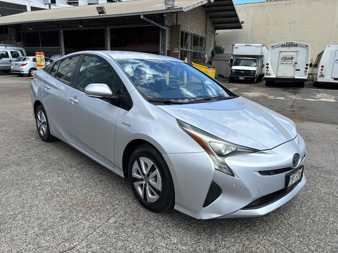Toyota Prius Three Touring (Natl) 2018
