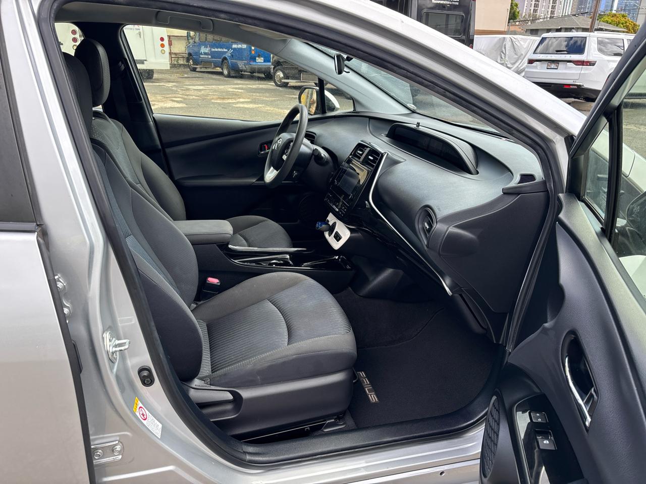 Toyota Prius Three Touring (Natl) 2018