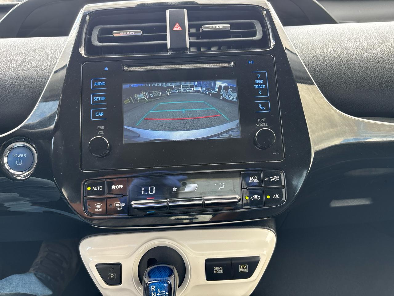 Toyota Prius Three Touring (Natl) 2018