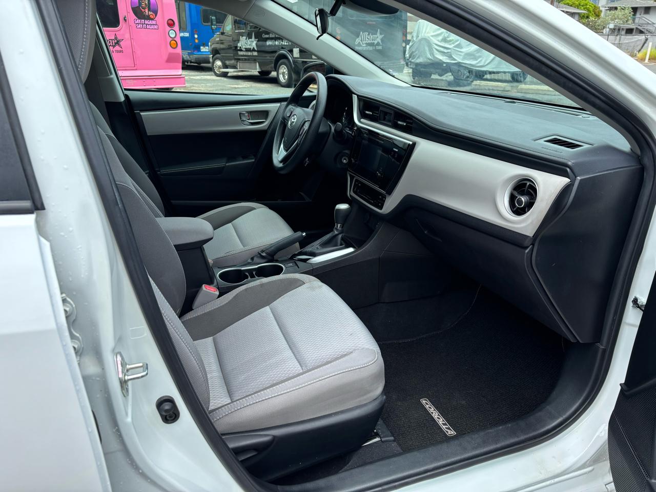 Toyota Corolla 50th Anniversary Special Edition CVT (Natl) 2017