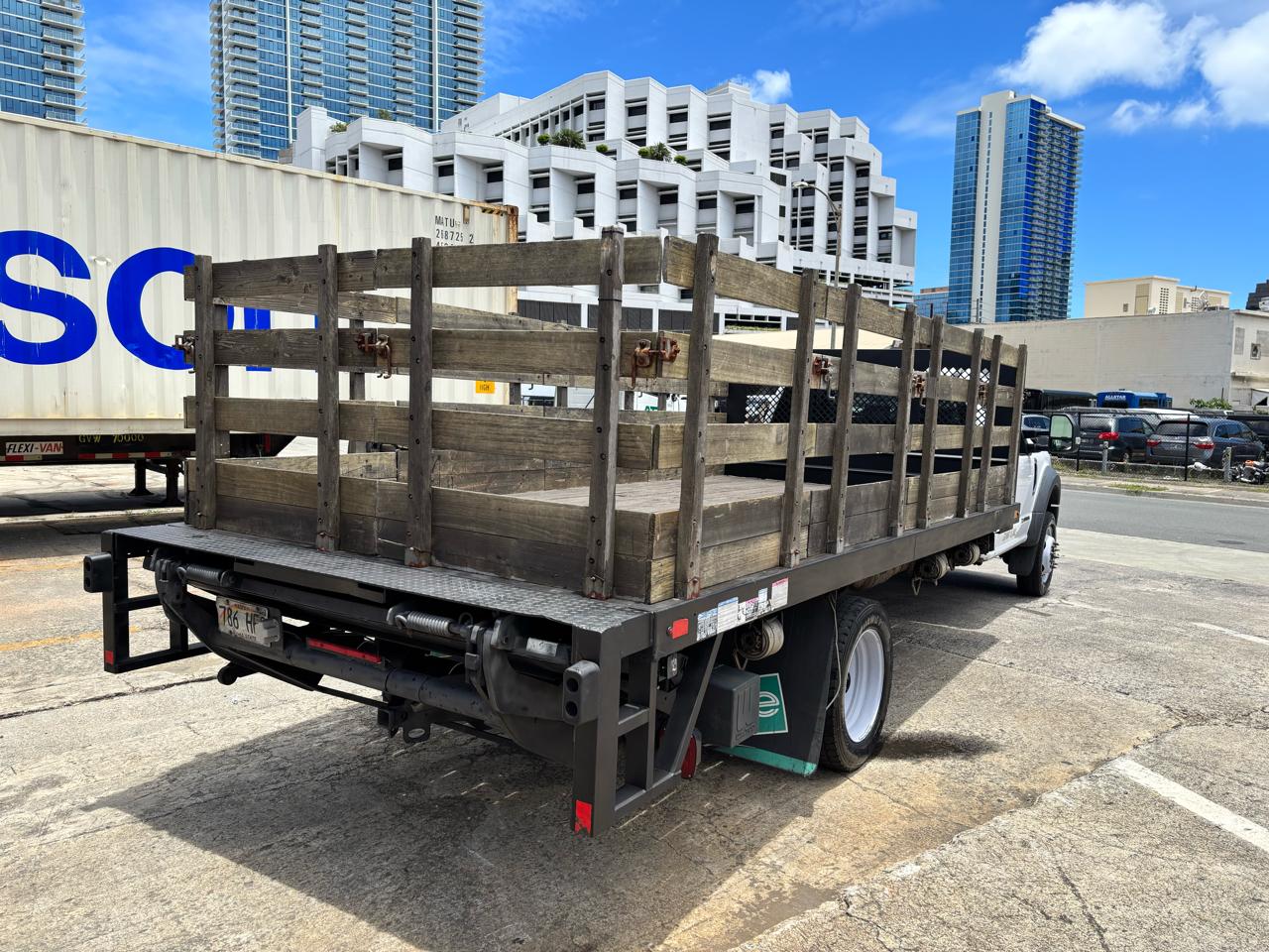Ford Super Duty F-550 DRW XLT 4WD Reg Cab 145" WB 60" CA 2019