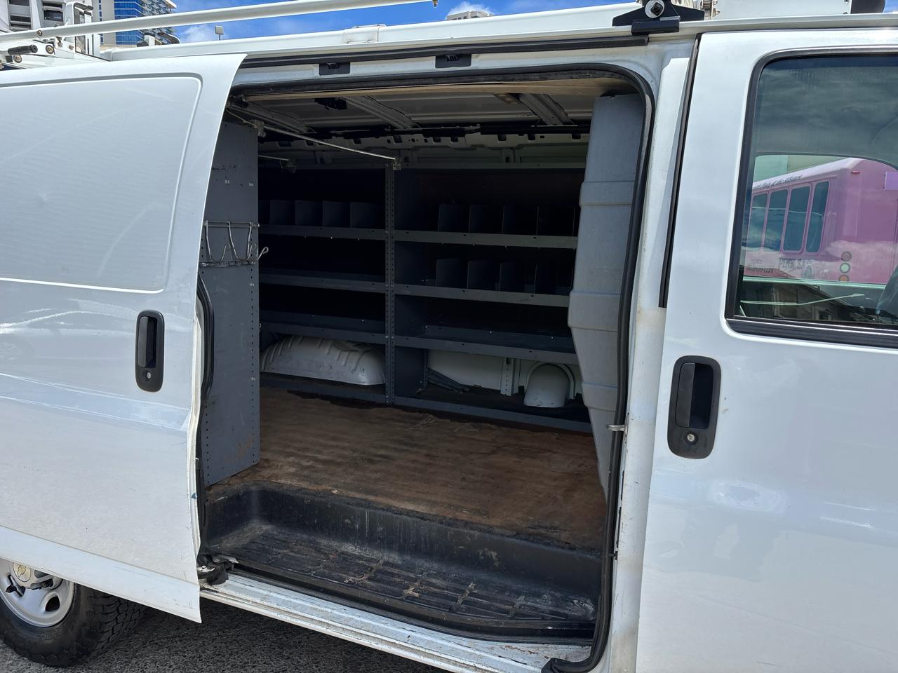 Chevrolet Express Cargo Van RWD 2500 135" 2022